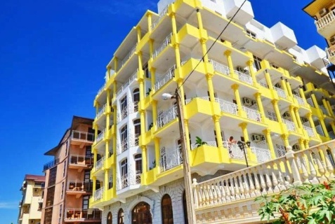 Витязево: Отель Французский квартал