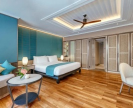 Двухместная вилла Premium с видом на бассейн (двуспальная кровать) в Holiday Inn Resort Phuket by IHG