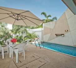 Вилла с 3 комнатами в Tropicana Pool Villa