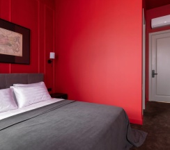 Двухместный номер Superior (двуспальная кровать) в Апартаменты Red room в NikolaevBuilding