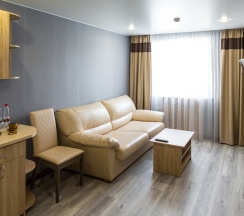Бизнес 2-комнатный номер в Welcome Inn