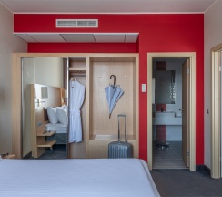 Люкс в Cosmos Volgograd Hotel