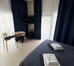 Стандарт с видом на окрестности и без балкона(dbl) в Costa d`Ora