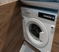 Апартамент 16 Дизайнерский двухуровневый лофт для 2-4 гостей с видом на Москву (с душем) в Ap-in aparts