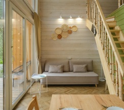 Барнхаус в Таналтай