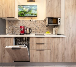 Апартаменты студия Yellow studio by the sea в Посутки