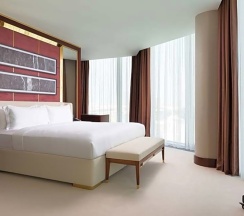 Люкс Presidential в Hilton Astana