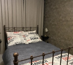 Четырёхместные апартаменты c 1 комнатой в Apart Den City Center Apartments