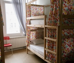 Верхнее место в 6-местном номере для Женщин №500 в Bla Bla Hostel