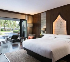 Номер Pool Access с видом на бассейн в Phuket Marriott Resort And Spa, Nai Yang Beach
