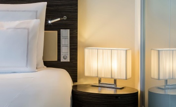 Двухместный номер Infant двуспальная кровать в Swissotel Таллин