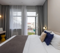 Апартаменты с балконом и с видом на парк в Апартаменты Pinterest на набережной реки Свислочь рядом с отелем Пекин