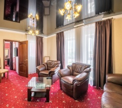 ЛЮКС в Red hotel