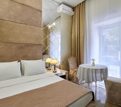 1-комнатные апартаменты стандарт в Versale hotel (Версаль)
