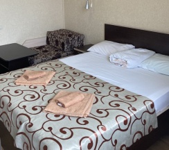 Номер с балконом ( Курортный пр.,75/1) в Golden Holiday apartments