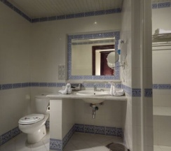 Номер Standard с видом на бассейн в Mazar Resort & Spa