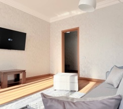 Большая квартира на Даниялова в центре города рядом с морем - это идеальный выбор для тех, кто хочет провести комфортный отпуск или деловую поездку. в Как Дома 05