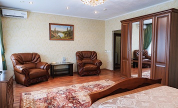 Джуниор сюит Junior suite №205, 305, 405 в Надежда