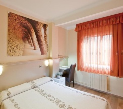 Двухместный номер Standard двуспальная кровать в Hostal Barcelona
