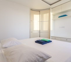 Апартаменты с красивым видом из окна в Helen apartaments