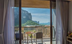 Номер семейный с балконом и с видом на море в Holiday Inn Resort Krabi Ao Nang Beach, an IHG Hotel