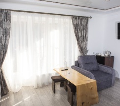 Семейный люкс в Emerald