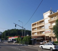 Четырёхместный Стандарт вид в сад в Диана