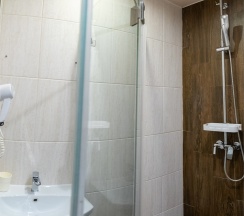 Люкс в Mirror Millenials