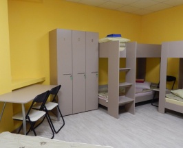 Кровать в общем номере (мужской номер) в Эмили