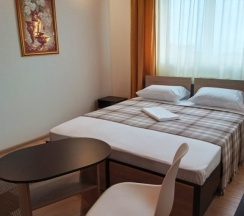 Номер Deluxe с балконом и с красивым видом из окна в Александра