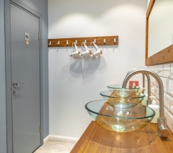 Кровать в общем номере (мужской номер) в Море