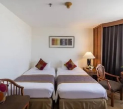 Люкс Family в Century Park Hotel