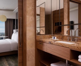Номер улучшенный с 2 односпальными кроватями в Radisson Blu Olympiyskiy Hotel Moscow