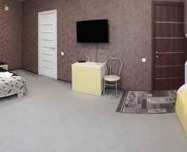 Семейный номер с двухместной кроватью, тахтой и диваном в Люксембург