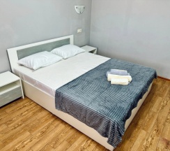 Двухместный номер Standard с балконом двуспальная кровать в Абхазский дворик