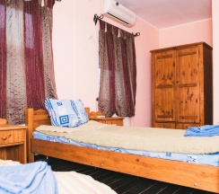 2-местный коттедж эконом (с завтраком) в Путина