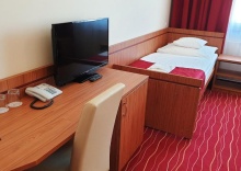 Трёхместный номер Standard в Diana Club Hotel