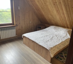 Коттедж с красивым видом из окна в Удача