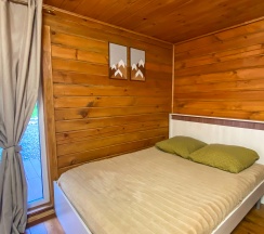 Семейный номер с видом на горы в Hub House