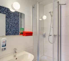 Трёхместный номер Standard в MEININGER Hotel München City Center