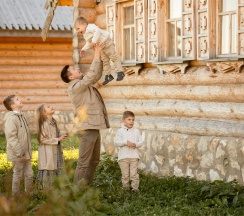 Изба категории студия в Остров