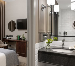 KING COMFORT ROOM в Chekhoff Hotel Moscow Curio Collection by Hilton