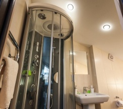 Улучшенный двухместный номер с 1 кроватью в Mirotel