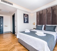 Двухместный номер Deluxe с видом на море двуспальная кровать в Kas Pier Hotel