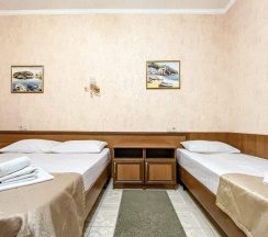 4-местная комната комфорт в Виктория