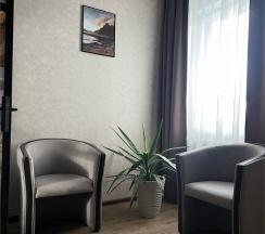 Трехместный номер с тремя раздельными односпальными кроватями в Baikal Best Edelweiss