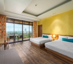 Двухместный номер семейный с видом на море 2 отдельные кровати в Karon Phunaka Resort