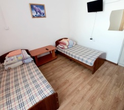 Кровать в 3-местном общем номере в Маргобай