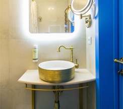 Номер в традиционном греческом стиле. в Греческий Олимп