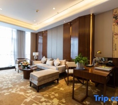 Люкс Deluxe в Xi'an YongChang Hotel